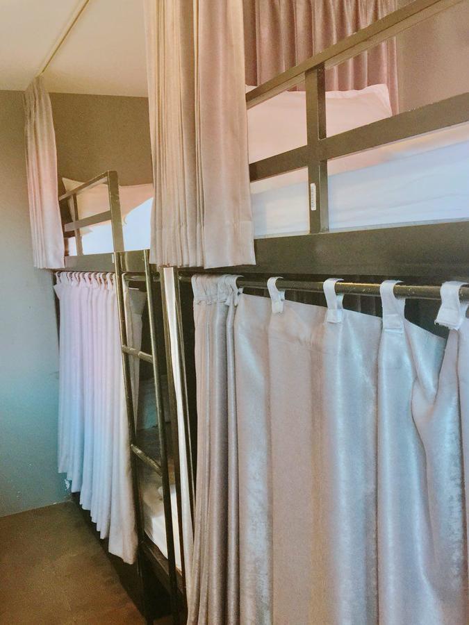 Aura Thematic Hostel 프놈펜 외부 사진